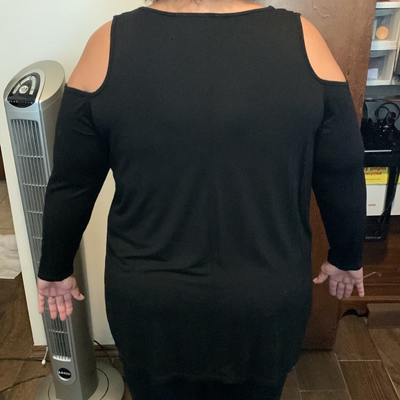 Revolution black top - Picture 2 of 3